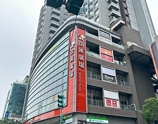 稀有邊間全新裝潢捷運提供天然瓦斯、冰箱、洗衣機、冷氣免服務費 - Image 11