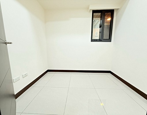 #免仲介費#可租補(含車含管)|世界花園三房車位 - Image 3