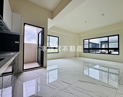 歸仁|全新未入住大面寬美透天🎯 - Image 11