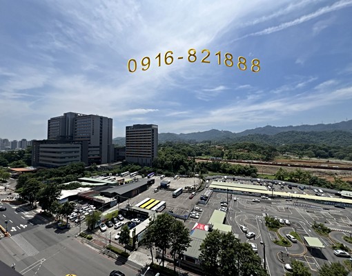 邊間3房+坡平車位🍏裝潢新屋況佳🍎土城捷運站約350公尺 - Image 3