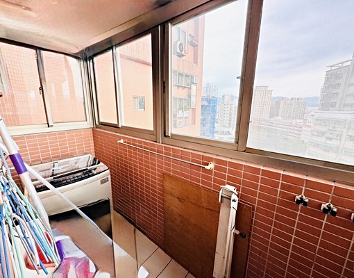 ⭐️板橋重慶人氣社區🏠家具電器俱全🏠三房優質物件⭐️ - Image 9
