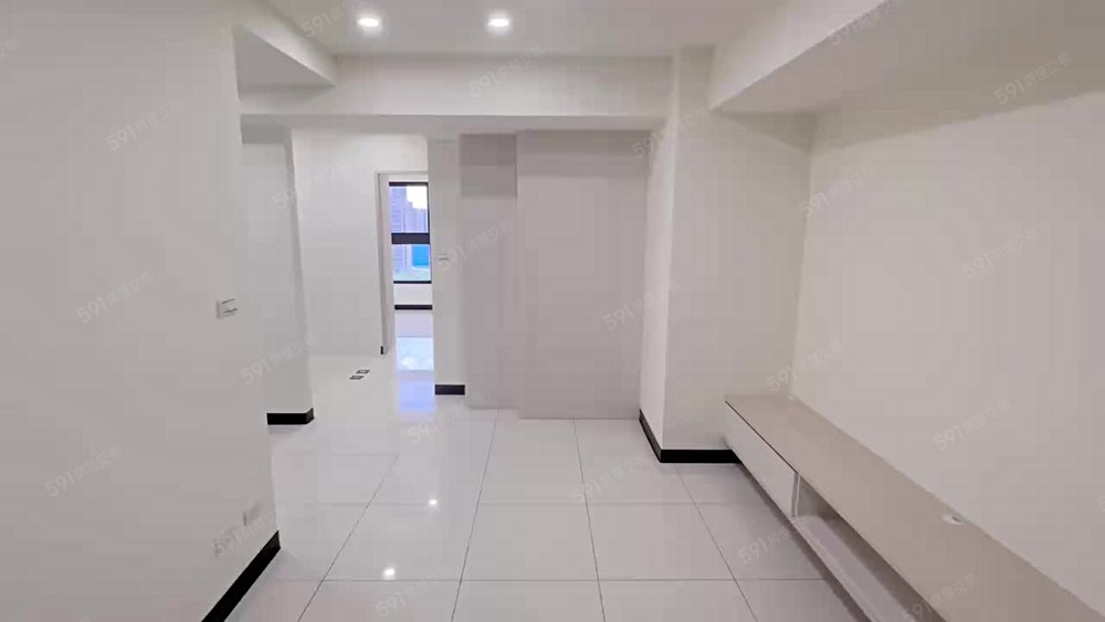 A案★電梯兩房/近捷運/租屋補助/全新系統櫃 - Image 1