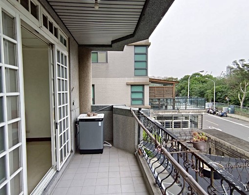 縣政府旁,近台元,陽台洗衣機 - Image 8