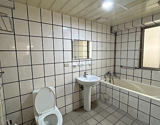 可租補,近捷運電梯3房,北投國中旁 - Image 10