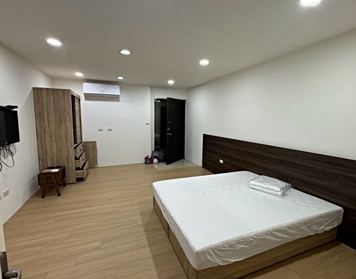 整層義一路近市政府可當工作室,住辦合 - Image 3
