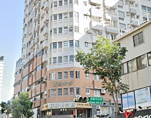 大墩路家樂福商圈3房+車位租金23000元 - Image 2