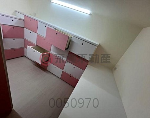 ♥д♥竹圍捷運~南加州社區~含管『住辦皆宜』收納多空屋~~~ - Image 13
