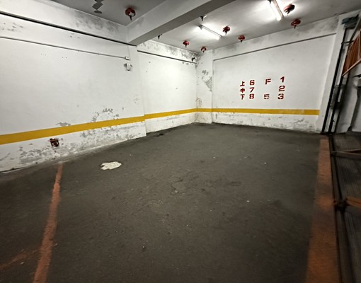 🍎秒殺頂溪商圈~信義路室內車位愛車不淋雨(可年繳)🍎 - Image 13