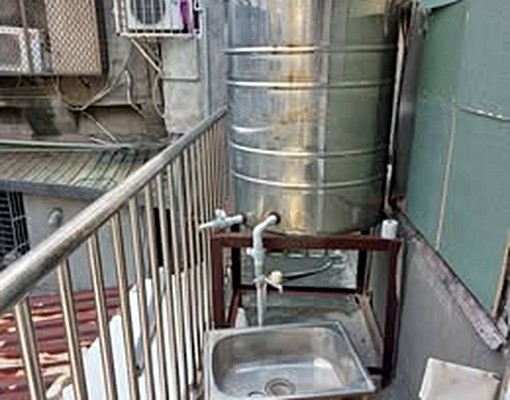 德昌街二樓(錦德公園正對面)出租 - Image 12