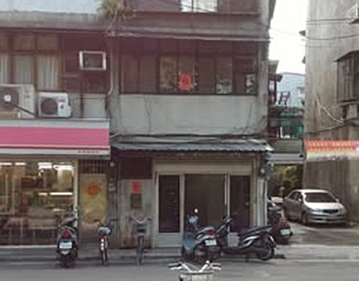 德昌街二樓(錦德公園正對面)出租 - Image 2