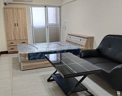 全新翻修電梯變頻冷氣台電計價大套房 - Image 1