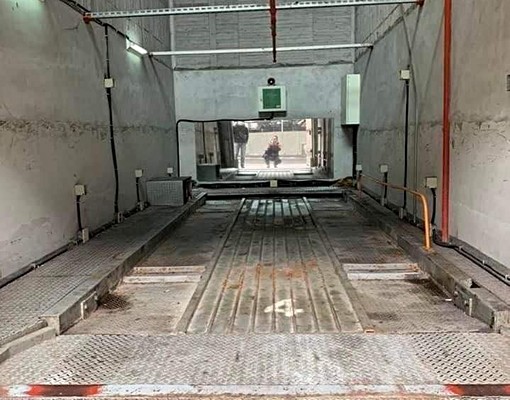 松江南京、條通、新生北路機械大車位 - Image 1