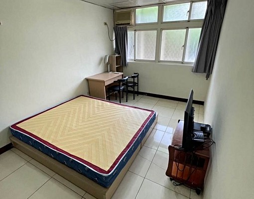 可租補~淡江大學公車總站旁~還有2間~歡迎合租 - Image 8