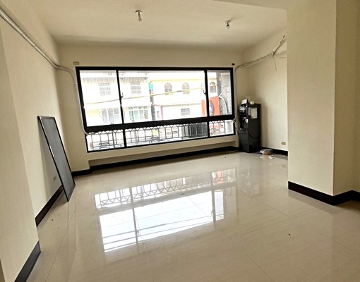 正吃市仁雄路五樓電梯店住誠可議請事先預約 - Image 9