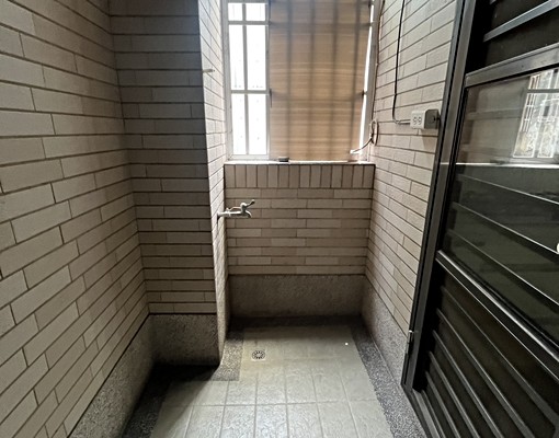 正吃市仁雄路五樓電梯店住誠可議請事先預約 - Image 10