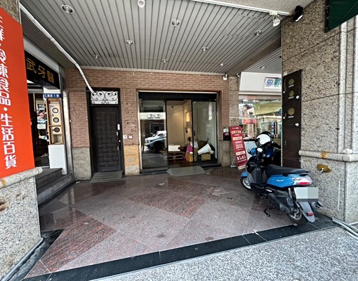 正吃市仁雄路五樓電梯店住誠可議請事先預約 - Image 12