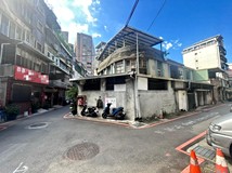 中山路一段191巷🍎比漾百貨..