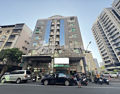 武廟商圈【中正ICR華廈】優質大套房 - Image 1