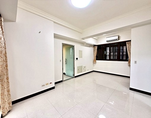 板橋民權路|電梯兩房|三鐵共構旁|屋況超佳 - Image 4