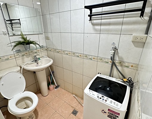 【可租屋補助】電梯套房🍀貓咪友善🍀近健行科技、711🍀 - Image 4