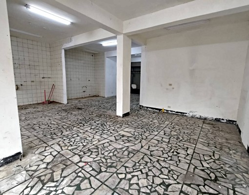 一樓雙店面,適合辦公/補習班/美容業/小生意 - Image 4