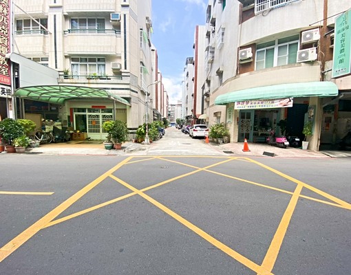 光華國小/陽台進出全新整理時尚套房 - Image 12