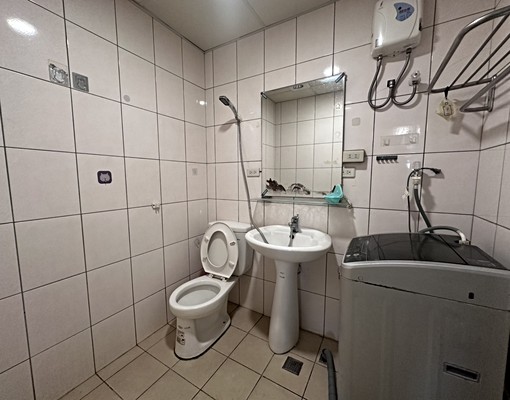 近長億夜市/可租補可寵/獨洗曬凸窗 - Image 6