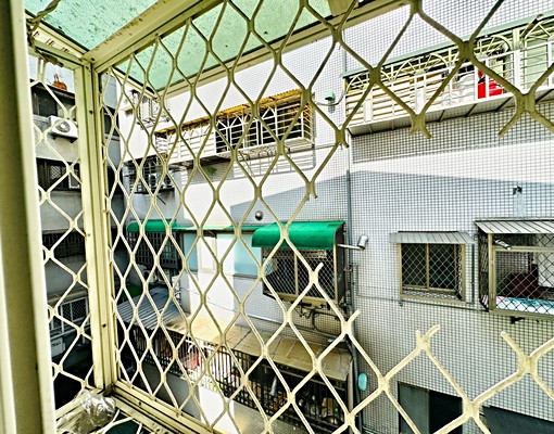 科技大樓旁/外推窗/採光佳/機能強/小資首選稀有 - Image 8