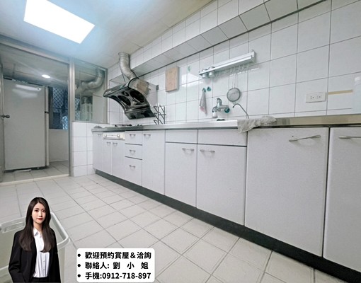 西屯近文心家樂福💖爬梯二樓樓中樓四房｜孝親房｜雙主臥 - Image 8