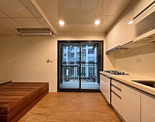 出租關新商圈雲崗便宜稀有邊間裝潢燙金店面 - Image 8