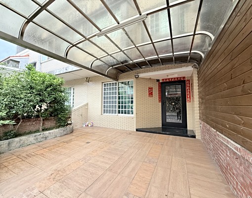 太平中山路4套房庭院車庫家具電齊全 - Image 2