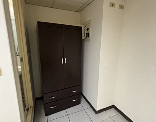 2戶打通大大的空間近台中醫院 - Image 4