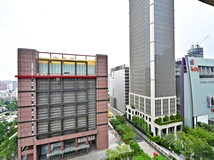市政北七路七期歌劇院新光旁..
