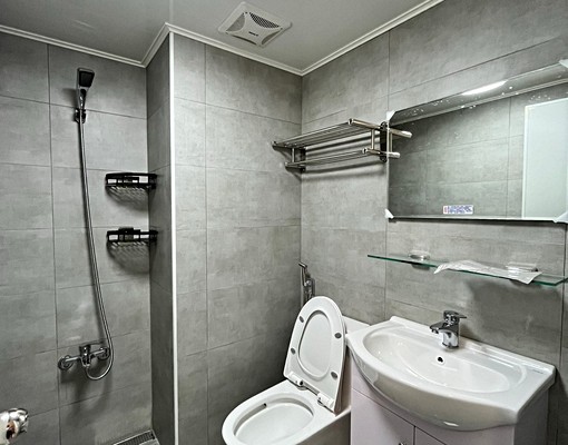 全新整理南區大套房大陽台河景(可寵物,免仲介費 - Image 6