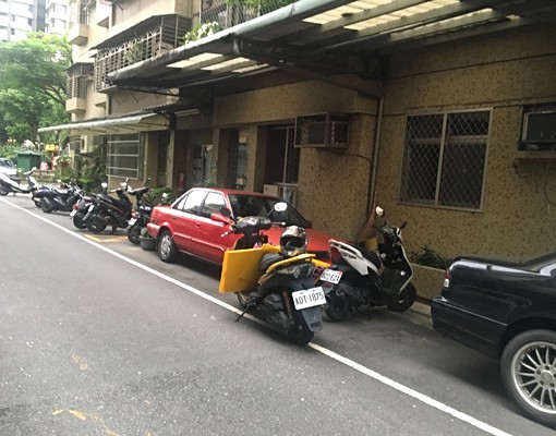 捷運新莊站@國泰建設國泰社區一摟@好停車方正大房@ - Image 9