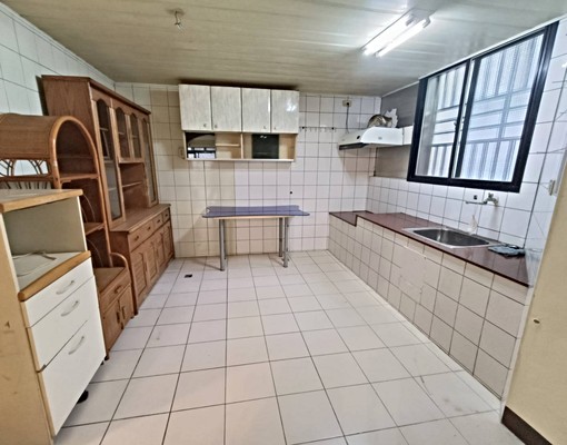 龍形一街邊間公寓 - Image 8