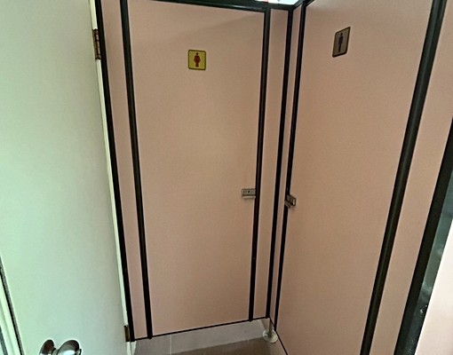 適辦公室使用0927892003徐S請隨時預約看屋 - Image 2