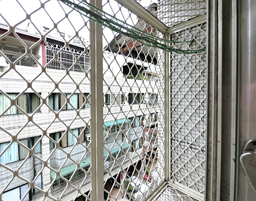 可租補★共洗免投幣★凸窗獨晾★木質地板 - Image 8