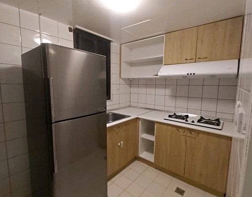 屋主自租～徵愛乾淨有工作證的租客 - Image 7