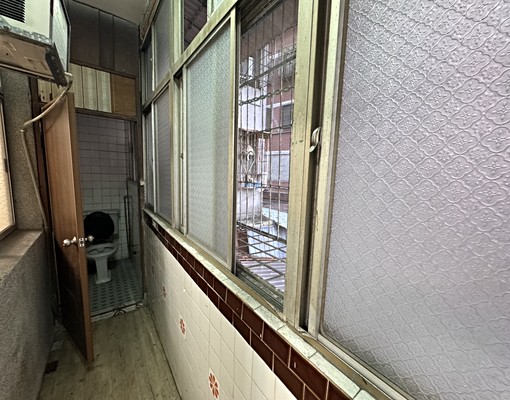 捷運大坪林站低樓層雙衛浴大三房新裝修傢俱齊全可寵可炊 - Image 3