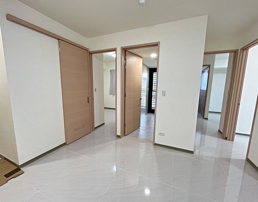 國美2/邊間採光/間間有窗、全新三房/大師新店央北余岱旂 - 591租屋網 - Image 3