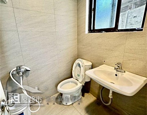 《工商路全聯旁寬敞4房》 - Image 13