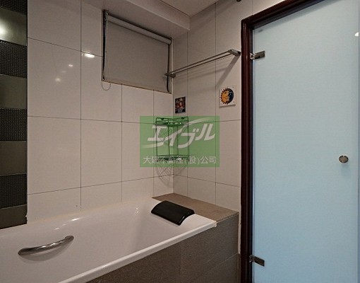 精緻美宅大四房一層一戶優質大樓含車位@近小碧潭 - Image 11
