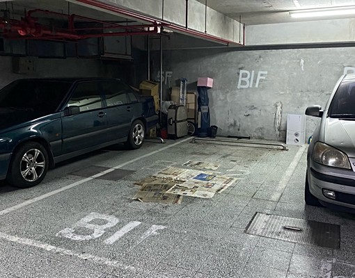 師大附近稀有車位,環境單純~~ - Image 5
