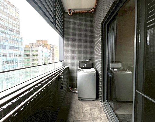 MRT中山出站即到💖明亮通風.大樓及屋況新.可報稅租補入籍 - Image 11