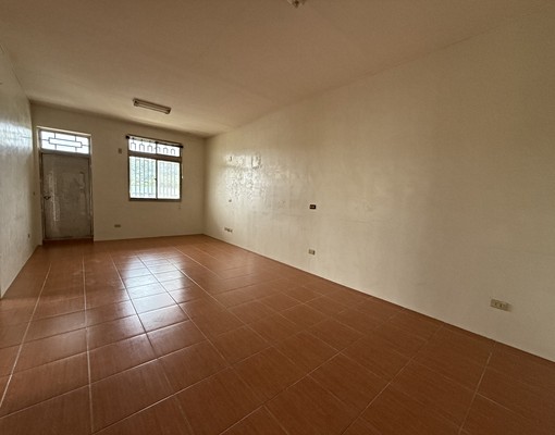 🏡竹科旁大坪數七房室內停車大透天✨火熱出租📢 - Image 3