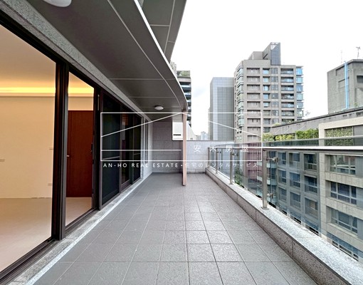 MRT東門3+1•稀有樓中樓露臺戶•住辦皆宜 - Image 9