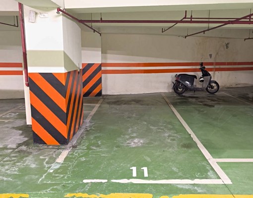 信義區_新紐約社區_坡道平面車位_可休旅 - Image 3