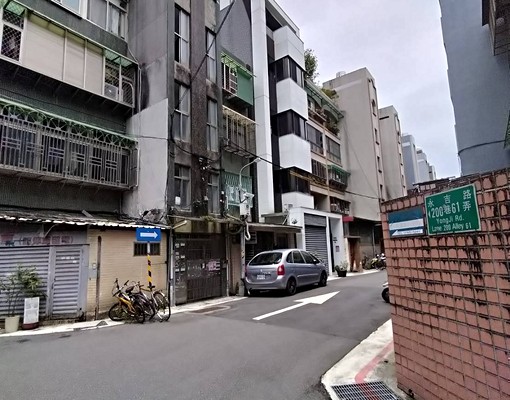 捷運旁等宿舍😃歡迎長短租旅客實習受訓裝修試用期支援😃可寵 - Image 12
