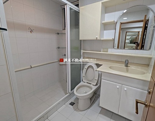 居住於寧靜巷弄，外出交通即四通八達，愛車讓您安放! - Image 7